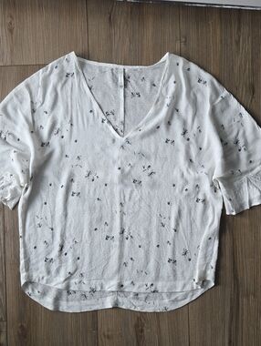 Gentlefawn Flutter Sleeve Top